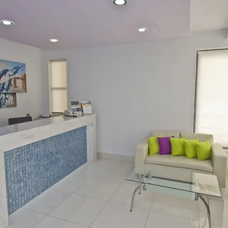 纳福西卡酒店 2* Rhodes City