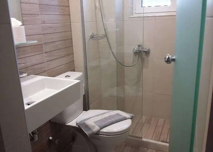 纳福西卡酒店 酒店