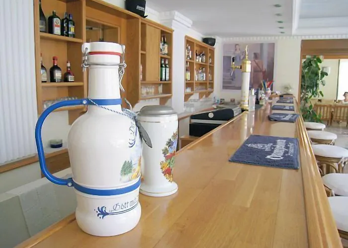 纳福西卡酒店 2* Rhodes City