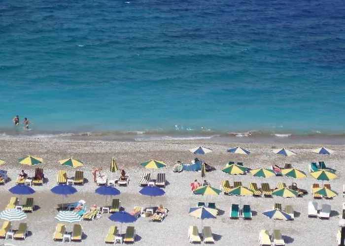 Nafsika ホテル 2*