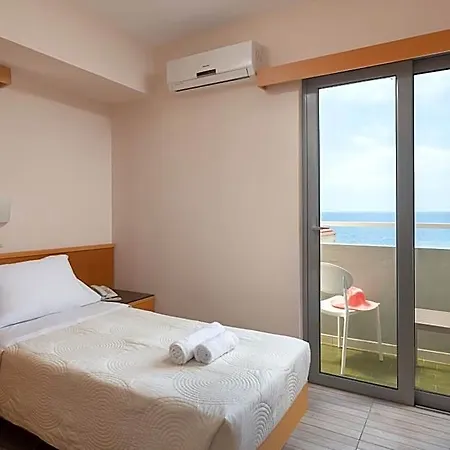 Hotel Nafsika 2*