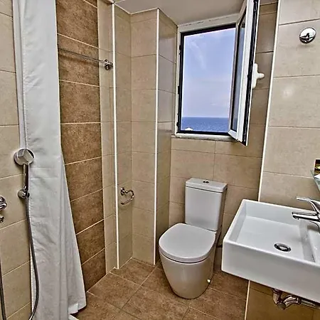 Nafsika Hotel 2*