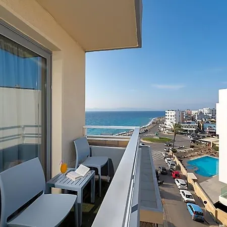 Nafsika Hotel