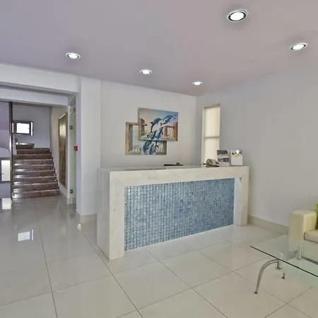Nafsika 2* Rhodes City