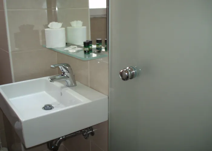 Otel Nafsika Rhodes City