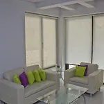 Nafsika מלון