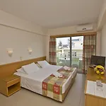 Nafsika Hotel 2*